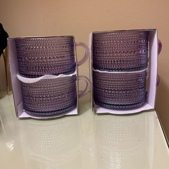 Cupcakes and Cashmere Set of 4 Purple Embossed 15 oz Glass Mug Set - Picture 1 of 7